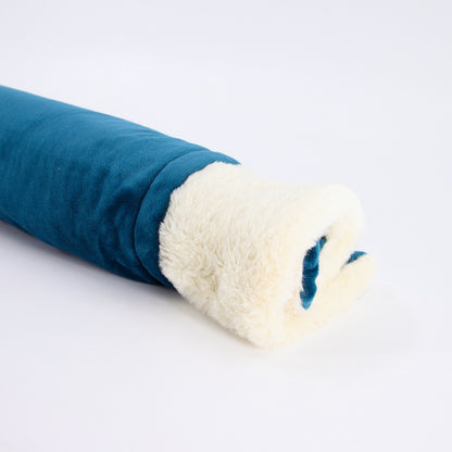 Removable and washable bite resistant pet sleeping bag